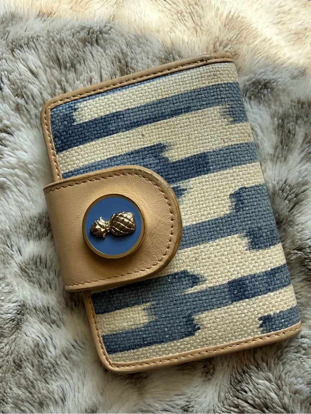 Spartina 449 Blue & Tan Woven Pineapple Snap Card Holder
